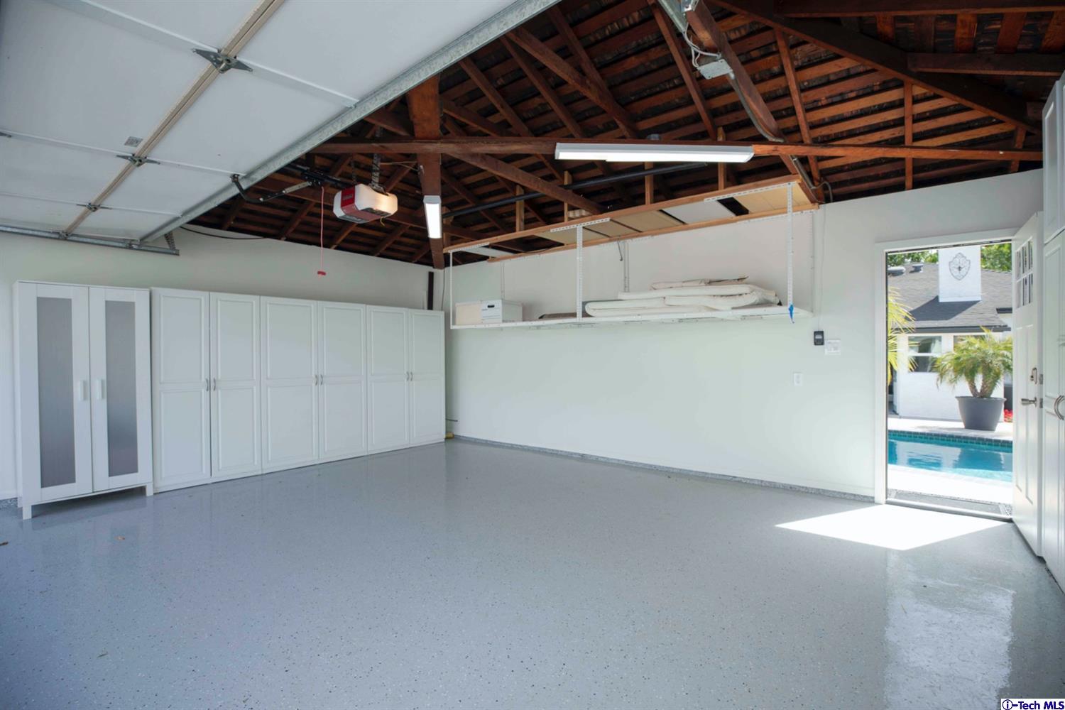 2385 Galbreth Road Pasadena, CA 91104 - Photo 40 of 56