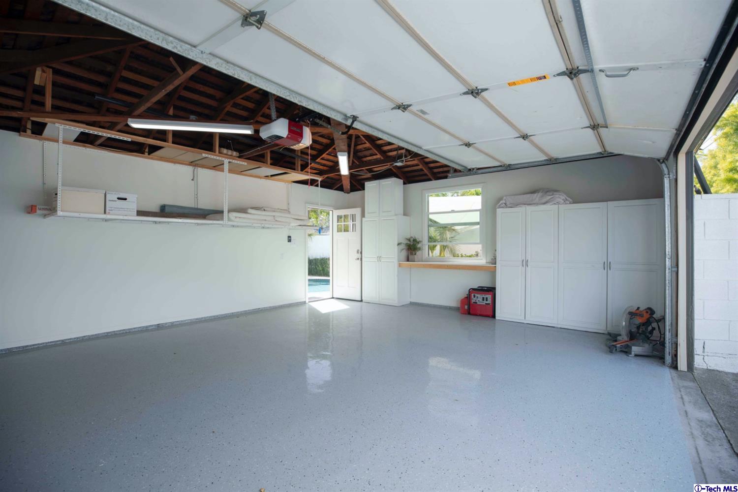 2385 Galbreth Road Pasadena, CA 91104 - Photo 41 of 56