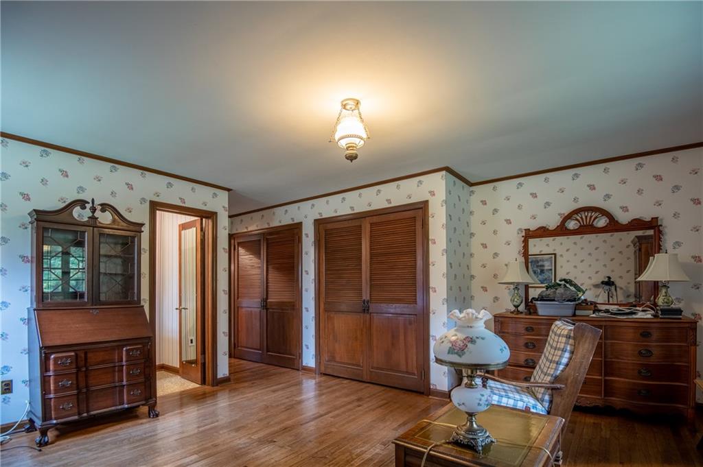 864 Vernon Road Greenville, PA 16125 - Photo 11 of 25