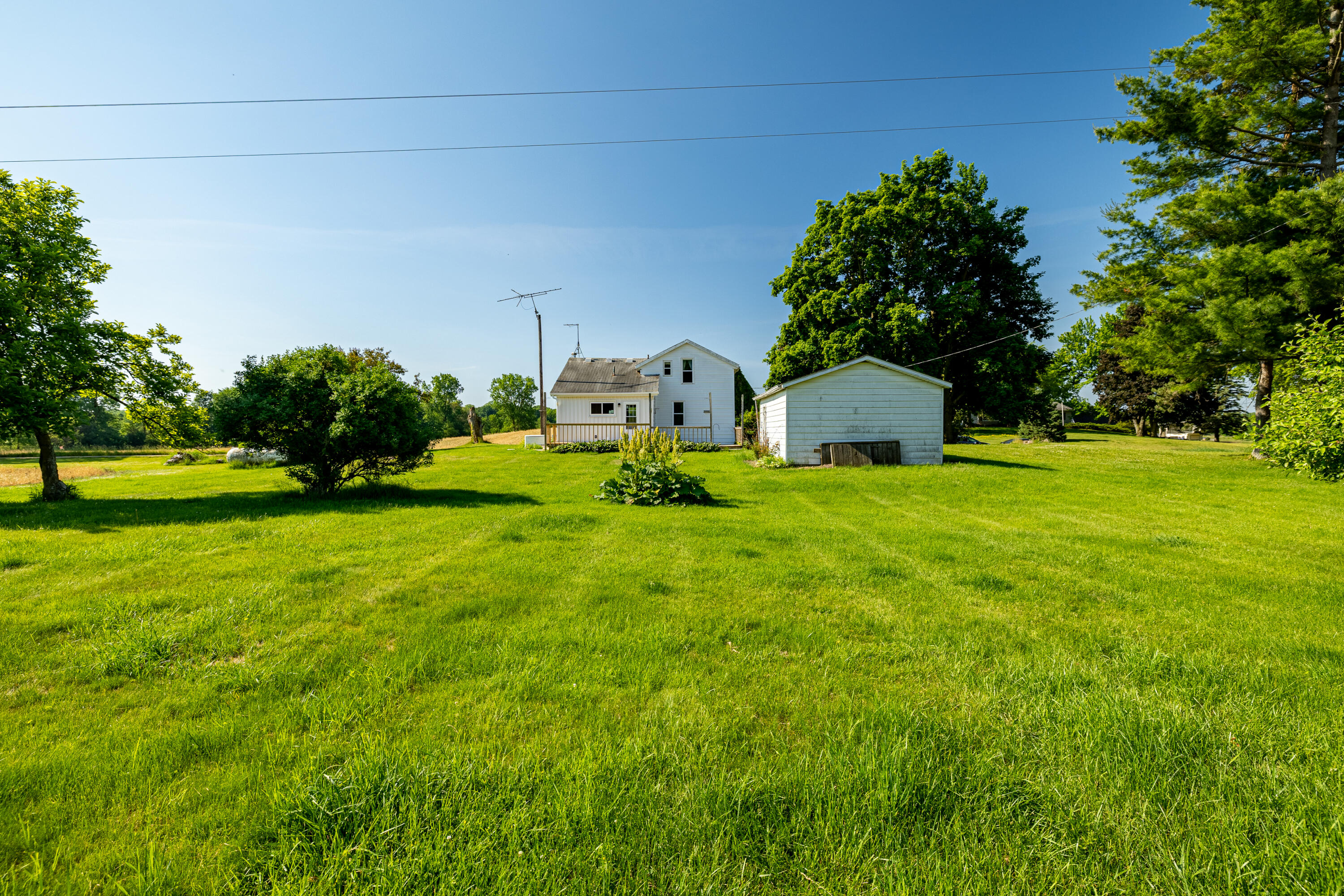 2851 North Dancer Road Dexter, MI 48130 - Photo 39 of 53 2851 N Dancer (35 of 40)