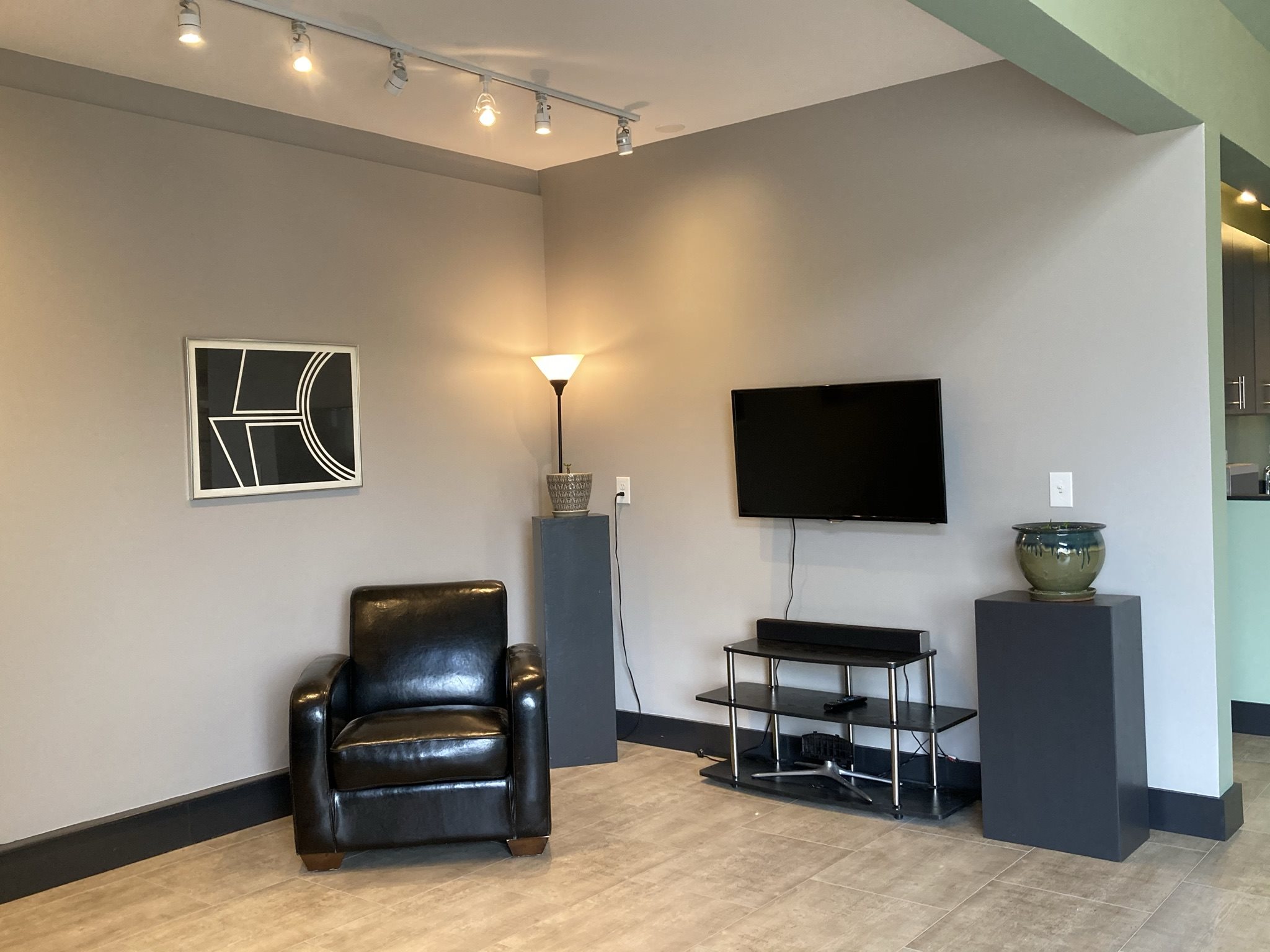 442 East Woodstock Road, Unit 4A Woodstock, VT 05091 - Photo 13 of 25