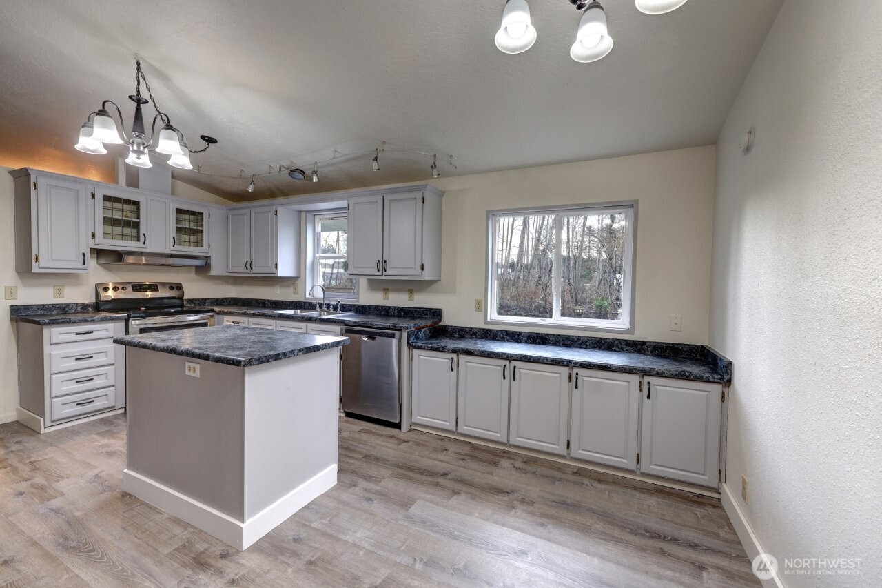 10606 Pacific Way Long Beach, WA 98631 - Photo 21 of 40