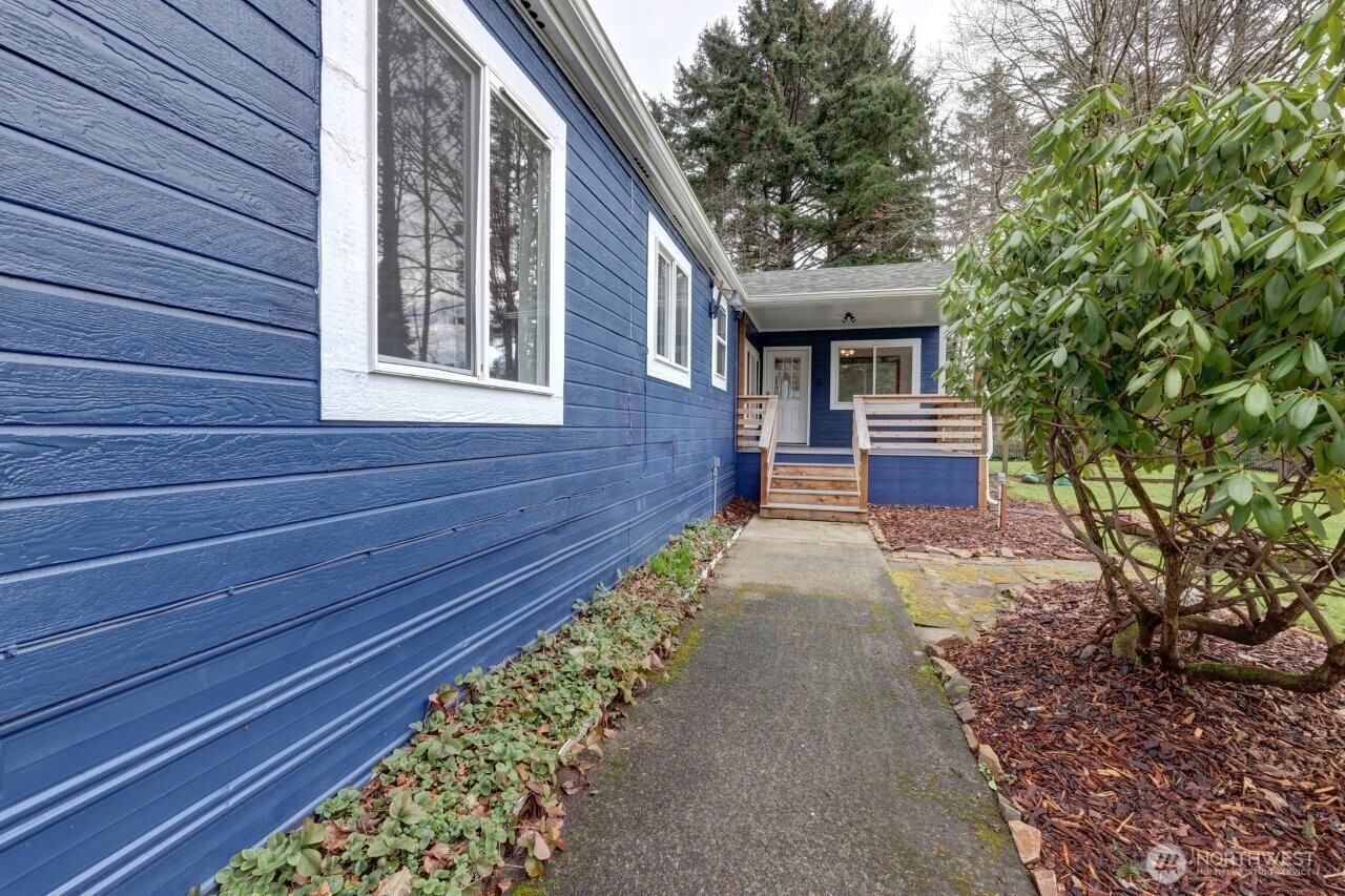 10606 Pacific Way Long Beach, WA 98631 - Photo 3 of 40