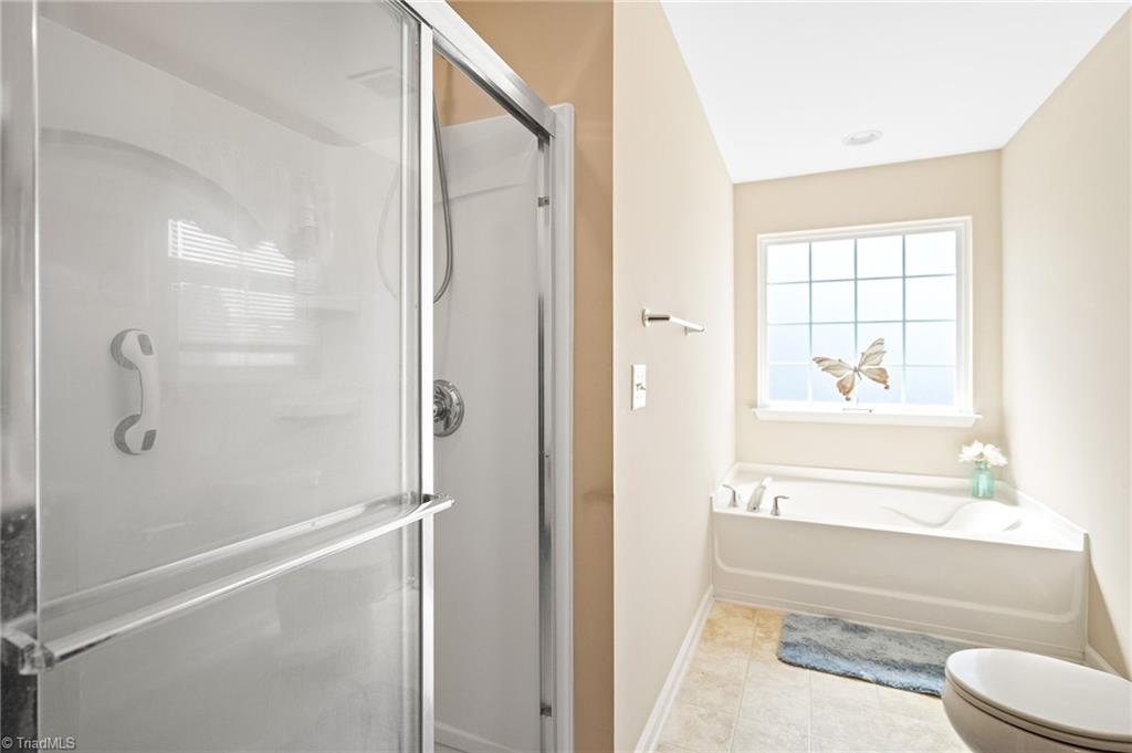 508 Carter Ridge Drive Reidsville, NC 27320 - Photo 27 of 39 Primary Ensuite