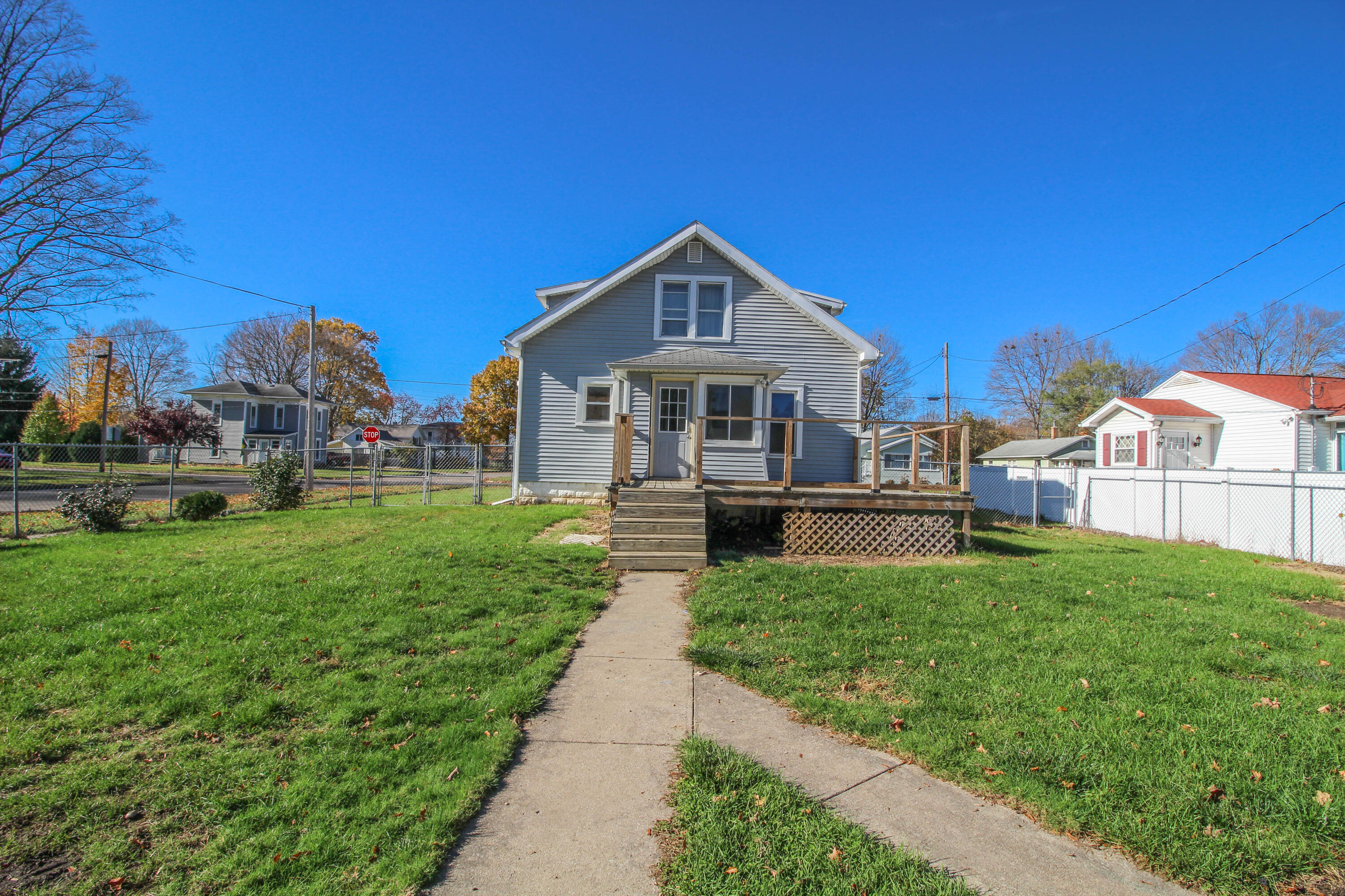 201 North Grant Avenue Three Rivers, MI 49093 - Photo 6 of 24 Grant-9466