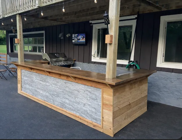 a view of a car park in front of house