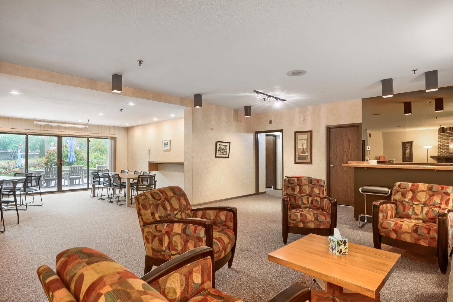 8441 Irwin Road, Unit 106 Bloomington, MN 55437 - Photo 28 of 32 Gallery Image 28