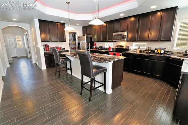 2445 Reed Grass Way Colorado Springs, CO 80915 - Photo 5 of 36 Gallery Image 5