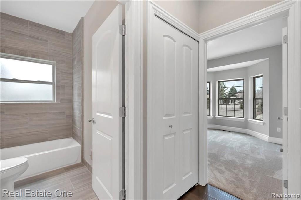 3781 Milano Ct. Rochester Hills, MI 48307 - Photo 29 of 38