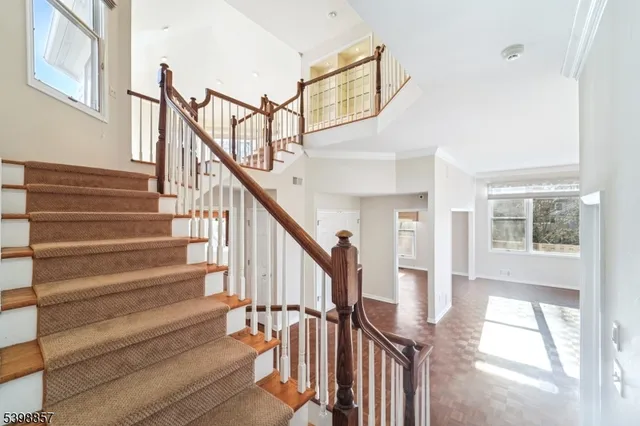 $1,145,000 | 2 Casper Court, Florham Park, NJ 07932