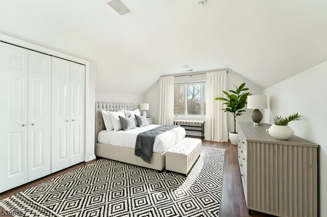 $1,145,000 | 2 Casper Court, Florham Park, NJ 07932