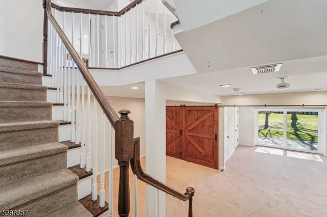 $1,145,000 | 2 Casper Court, Florham Park, NJ 07932