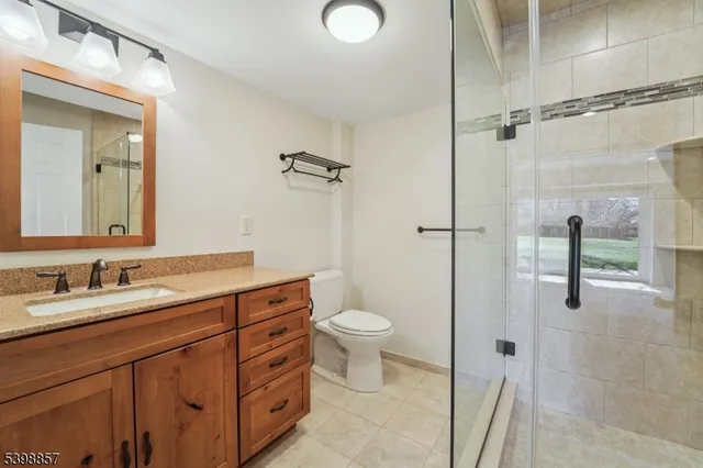 $1,145,000 | 2 Casper Court, Florham Park, NJ 07932