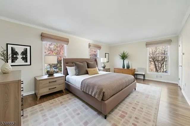 $1,145,000 | 2 Casper Court, Florham Park, NJ 07932