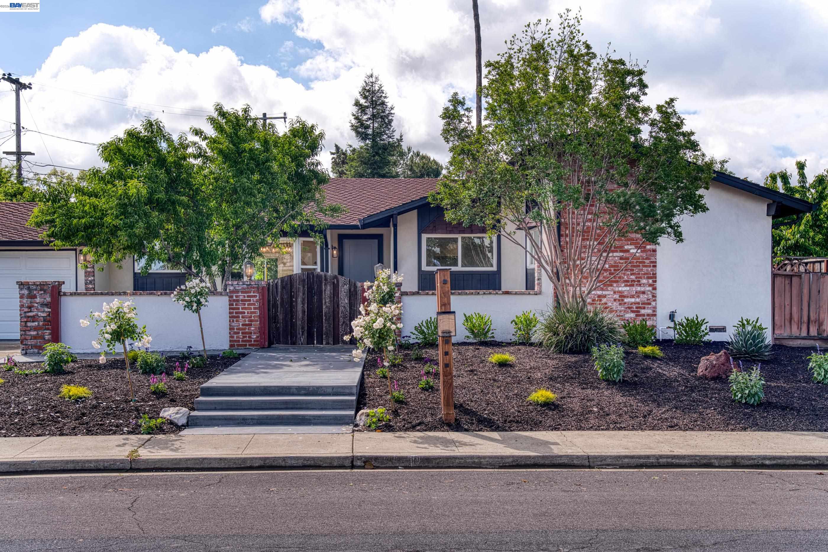 2171 Dorsch Road Walnut Creek, CA 94598 - Photo 2 of 42