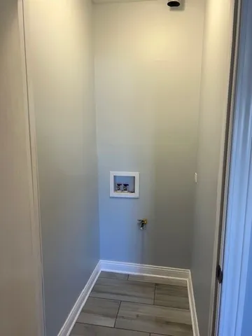 a view of utility room