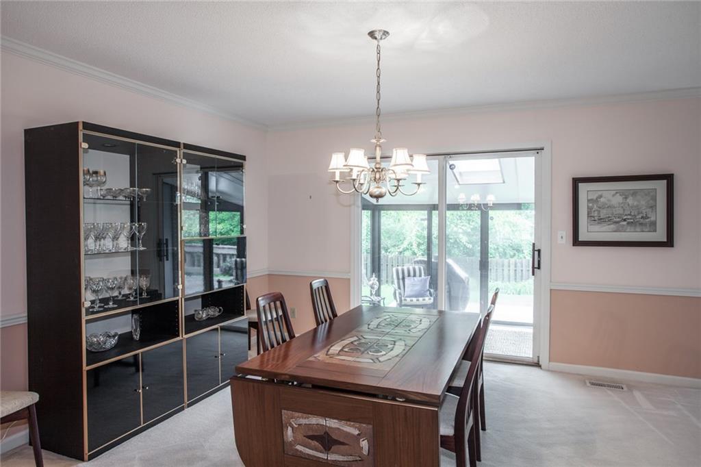 12587 Charing Cross Road Carmel, IN 46033 - Photo 6 of 27 Gallery Image 6
