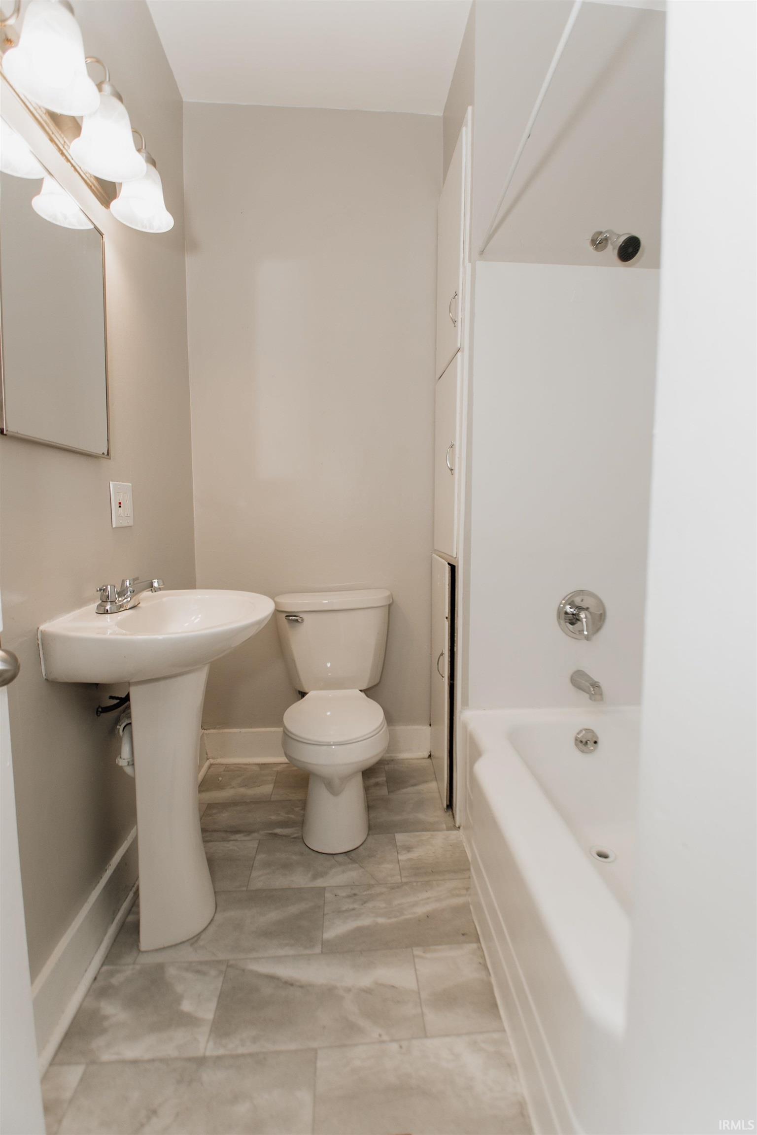 1213 Taylor Street Fort Wayne, IN 46802 - Photo 14 of 22