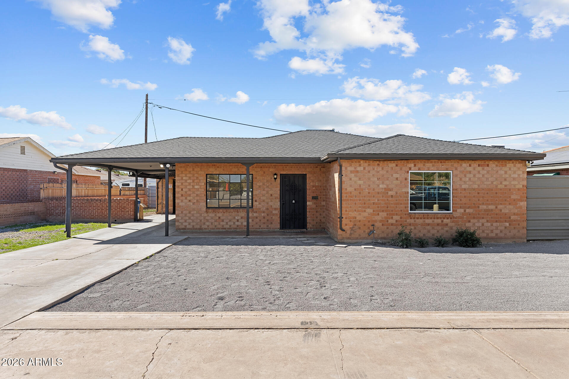 2935 East Portland Street Phoenix, AZ 85008 - Photo 1 of 33 01