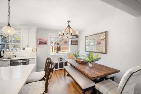 $350,000 | 224-09 Manor Road, Unit LOWER) 2408 | Bellerose