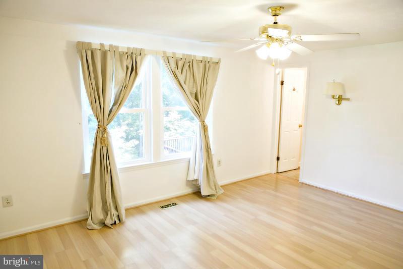 56 Yew Road Baltimore, MD 21221 - Photo 24 of 29 Bedroom (Master)