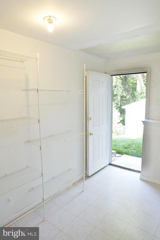 56 Yew Road Baltimore, MD 21221 - Photo 29 of 29 Interior (General)