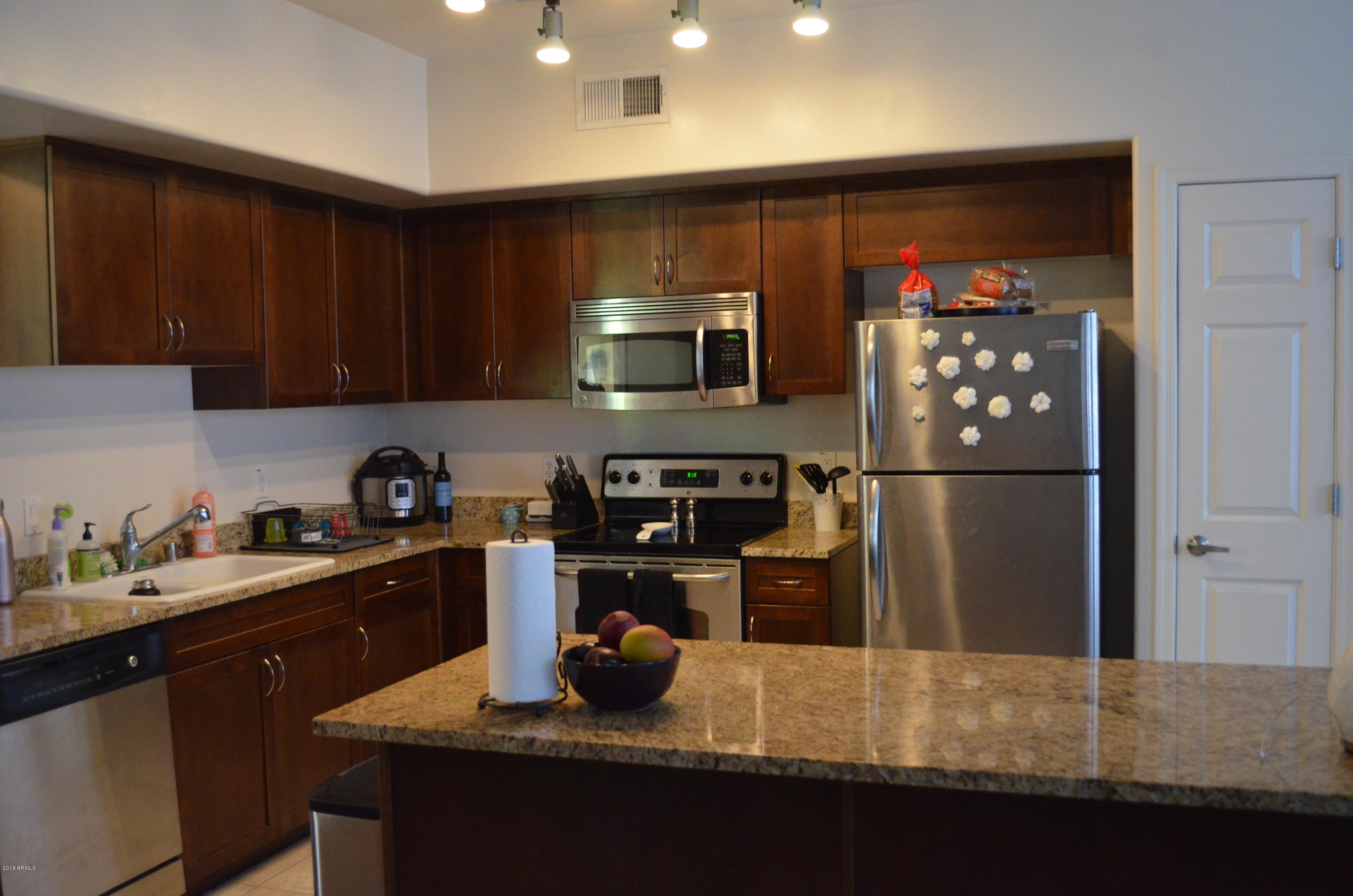 1920 East Bell Road, Unit 1114 Phoenix, AZ 85022 - Photo 11 of 25 DSC_0018