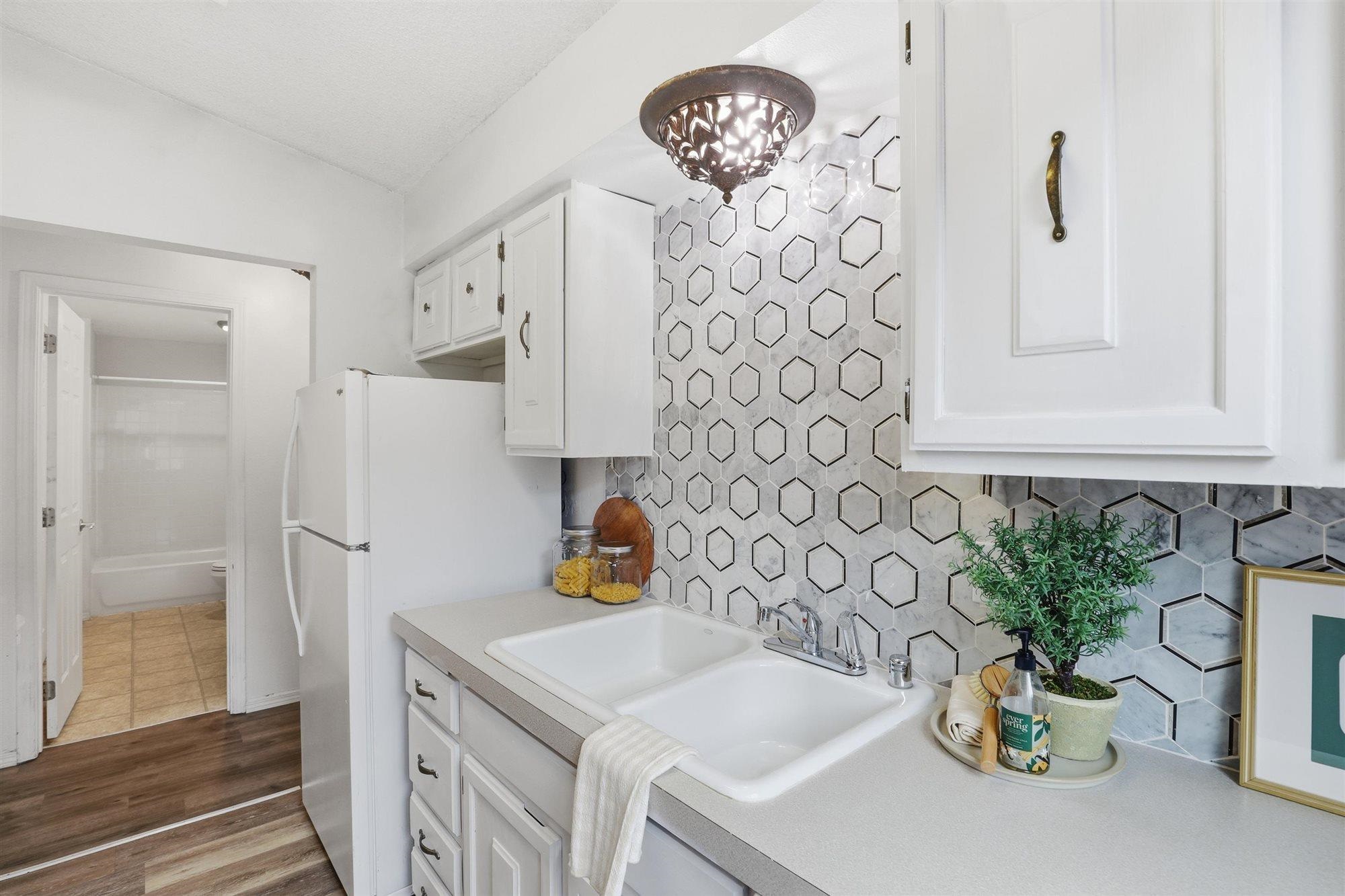 202 East Weile Avenue, Unit 4 Spokane, WA 99208 - Photo 8 of 21