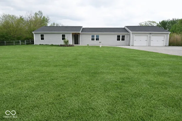 $365,000 | 3575 North County Road 400 East, Danville, IN 46122