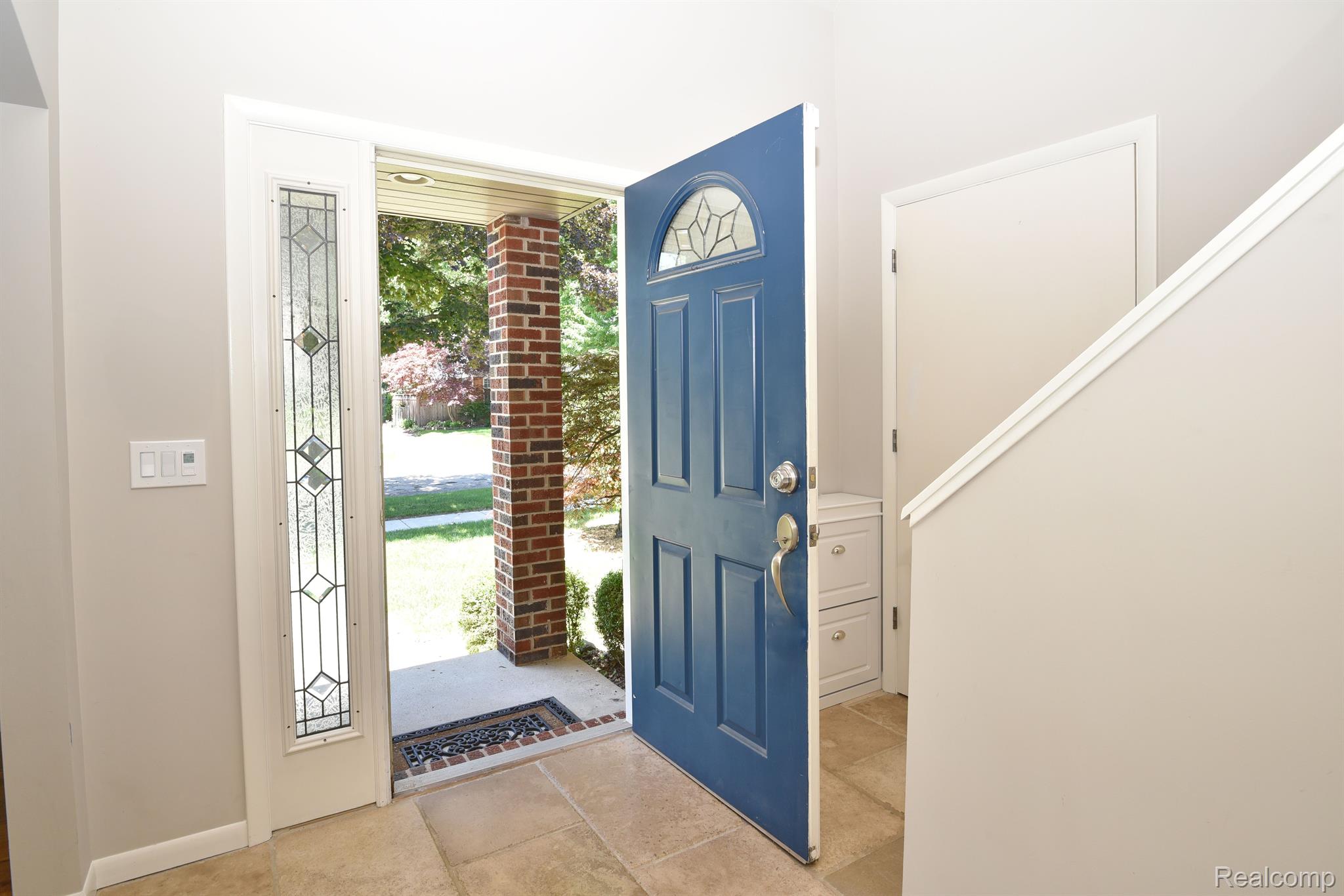 4196 Wakefield Road Berkley, MI 48072 - Photo 2 of 39 Gallery Image 2