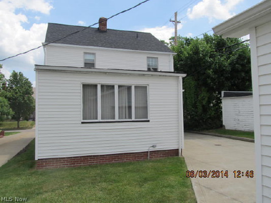 3726 Daleford Road Cleveland, OH 44120 - Photo 2 of 12