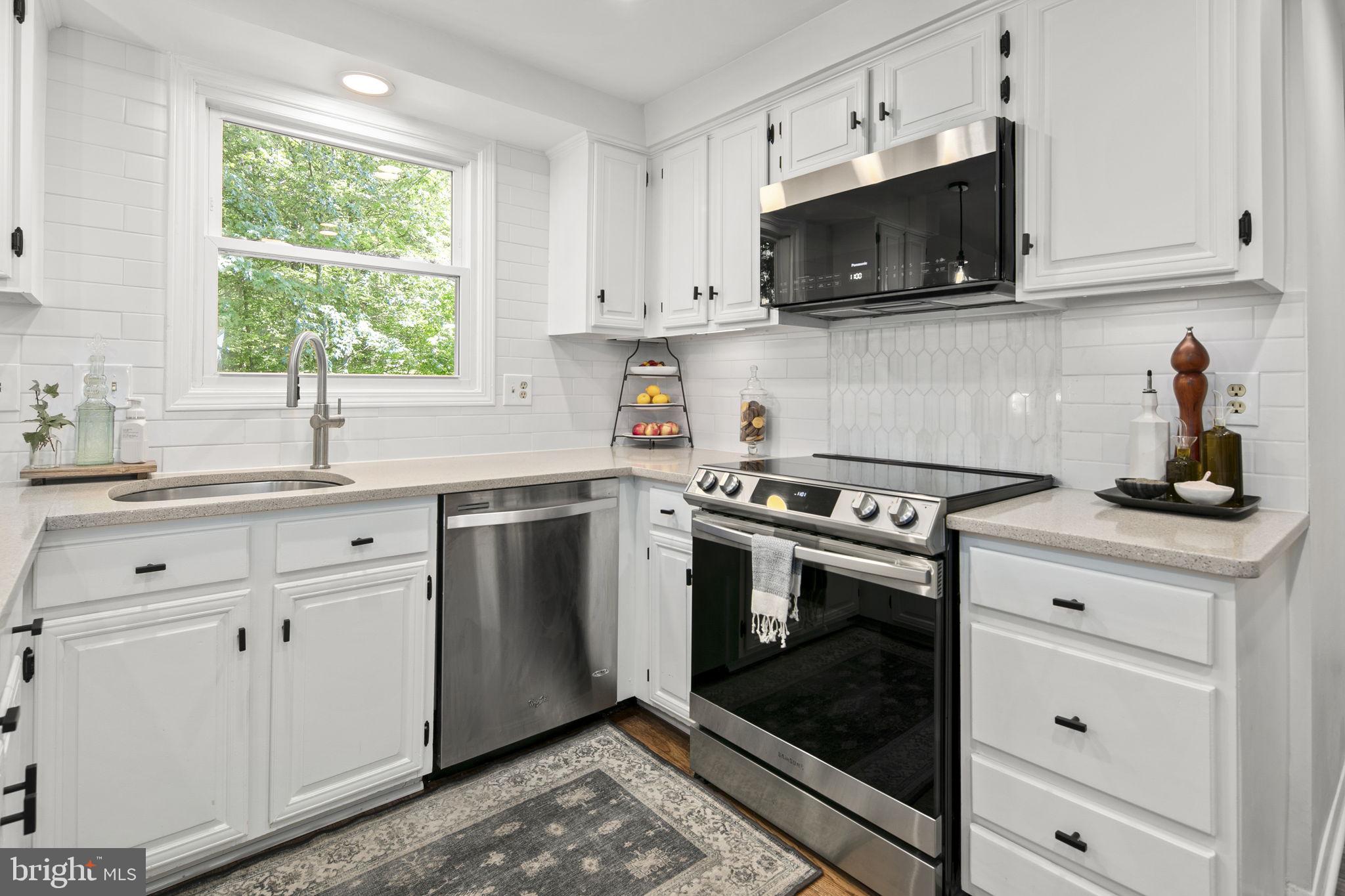 8210 Rushing Creek Drive Springfield, VA 22153 - Photo 24 of 70 Gallery Image 24