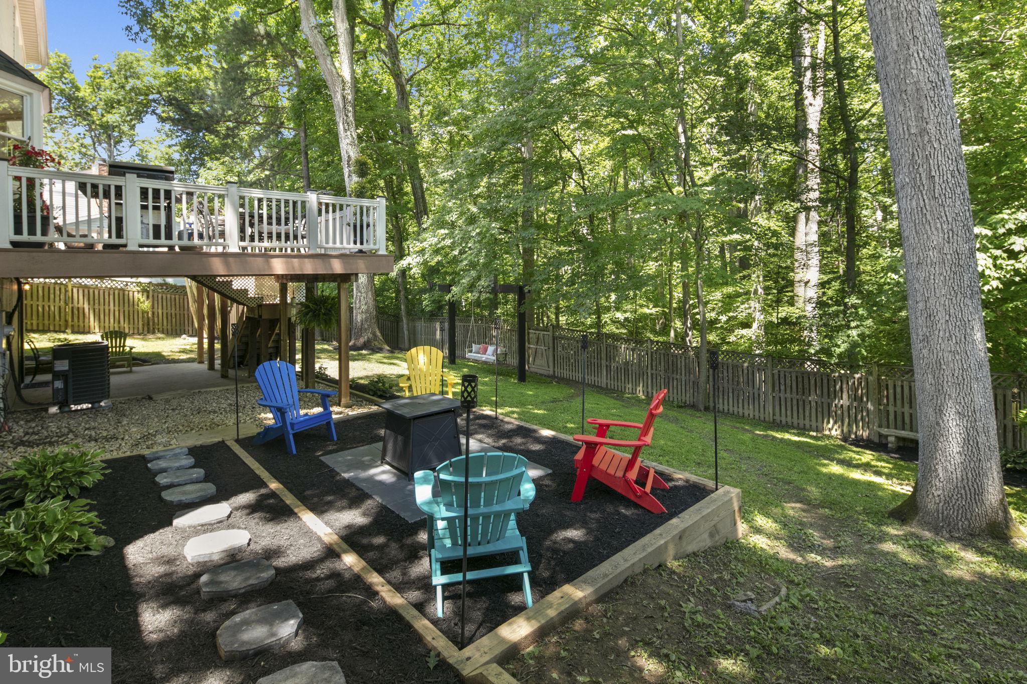 8210 Rushing Creek Drive Springfield, VA 22153 - Photo 60 of 70 fully fenced backyard
