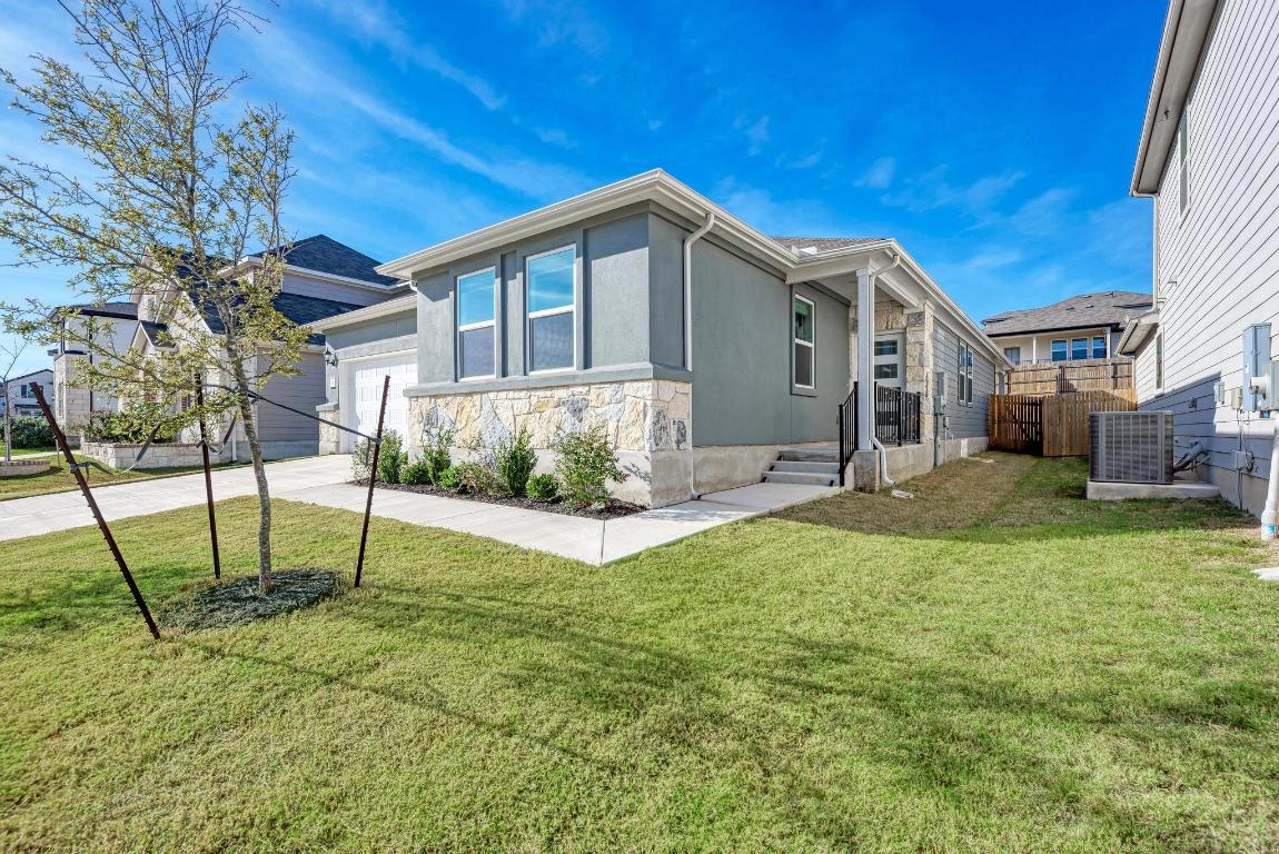 a house view with a outdoor space