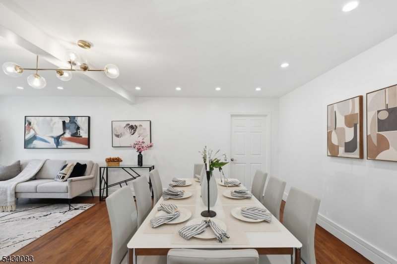 64 Longfellow Drive Woodbridge, NJ 07067 - Photo 5 of 31