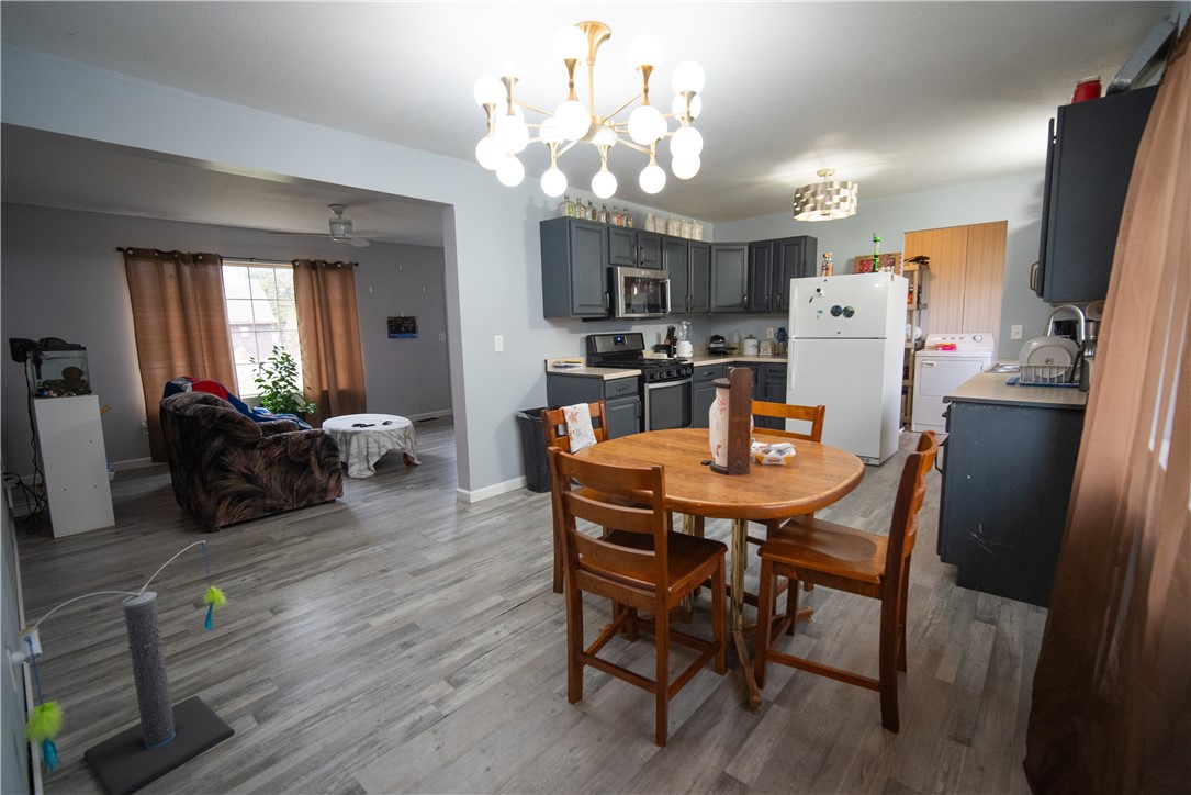 1 South 3rd Street Ridge Farm, IL 61870 - Photo 5 of 24 Dining Room
