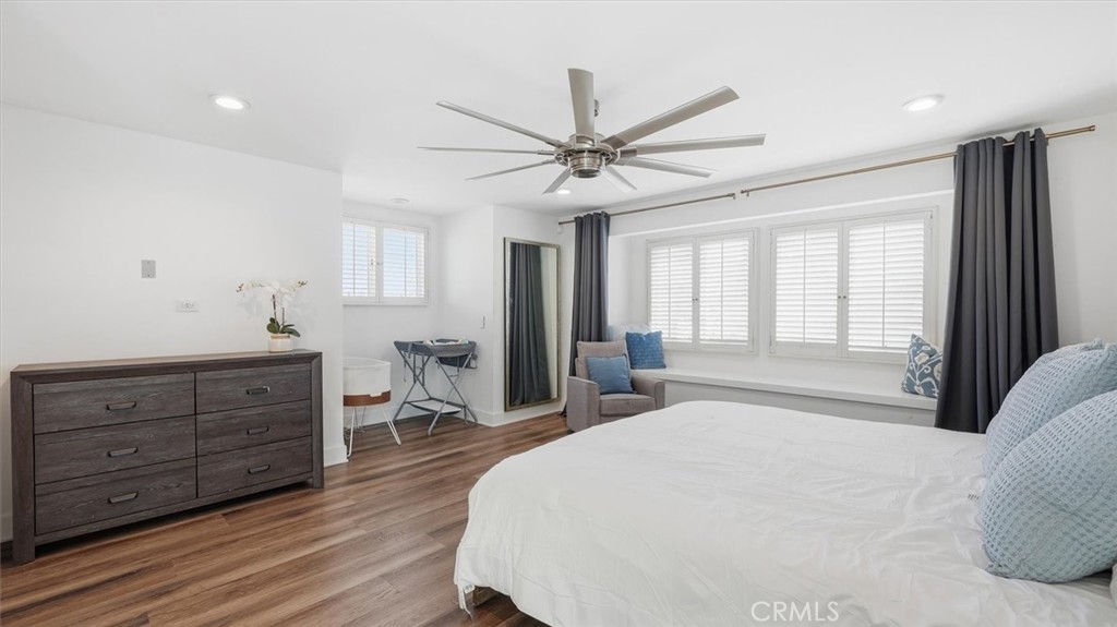 4508 Newton Street Torrance, CA 90505 - Photo 18 of 46 Primary bedroom