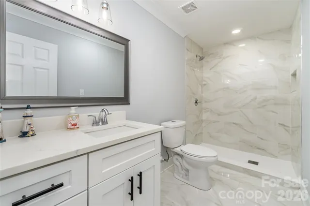 $575,000 | 4501 Brookwood Road, Charlotte, NC 28215