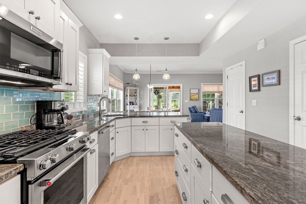 170 Beach Road, Unit 25 Salisbury, MA 01952 - Photo 4 of 41 Gallery Image 4