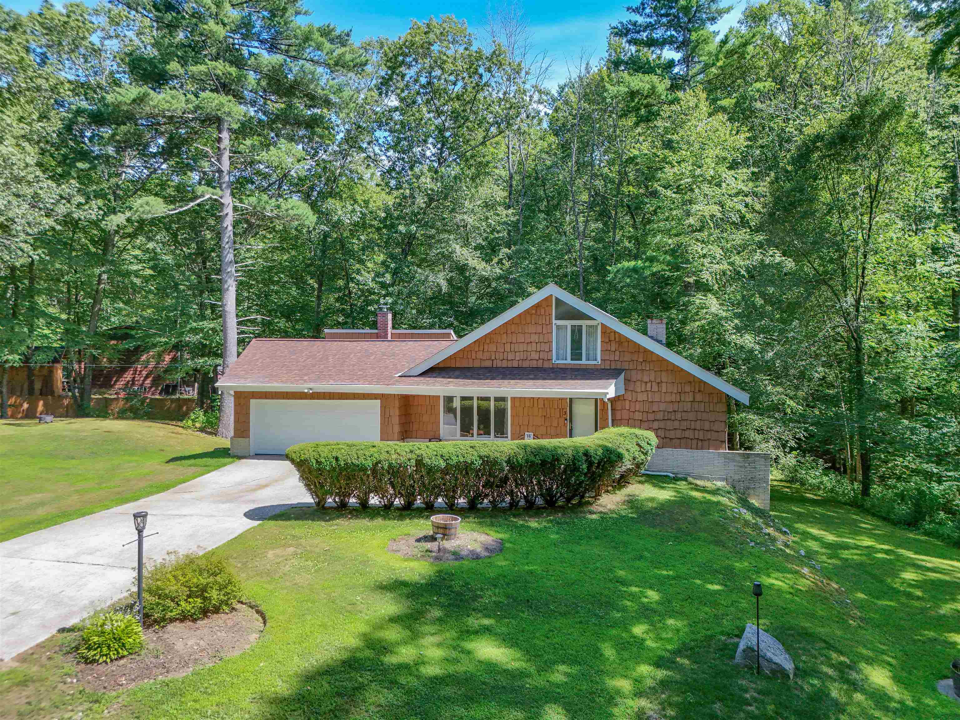 3 Haines Terrace Merrimack, NH 03054 - Photo 1 of 46
