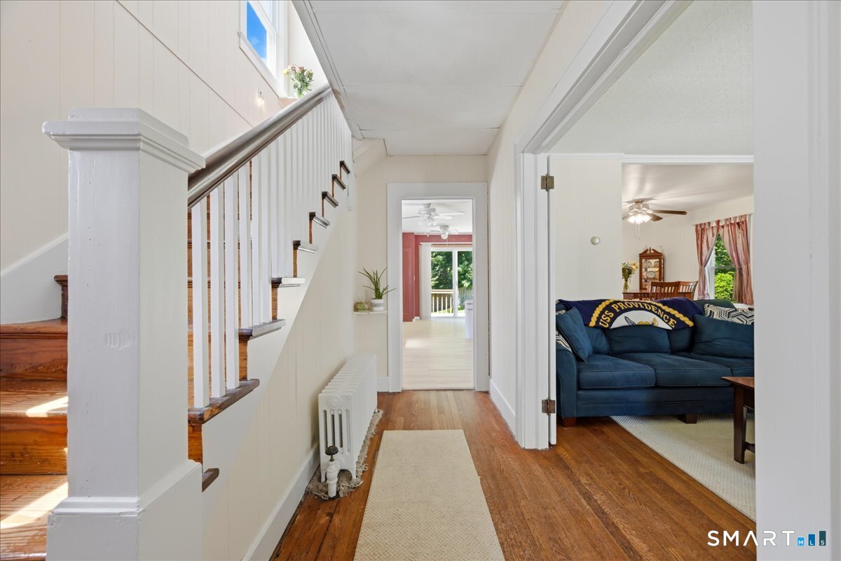 23 Sturtevant Avenue Norwich, CT 06360 - Photo 4 of 40