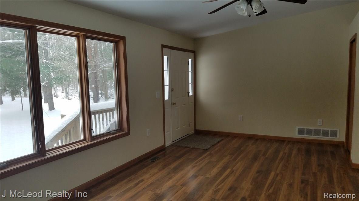 3685 Rowland Road Vassar, MI 48768 - Photo 8 of 57 20171215_140320.jpg