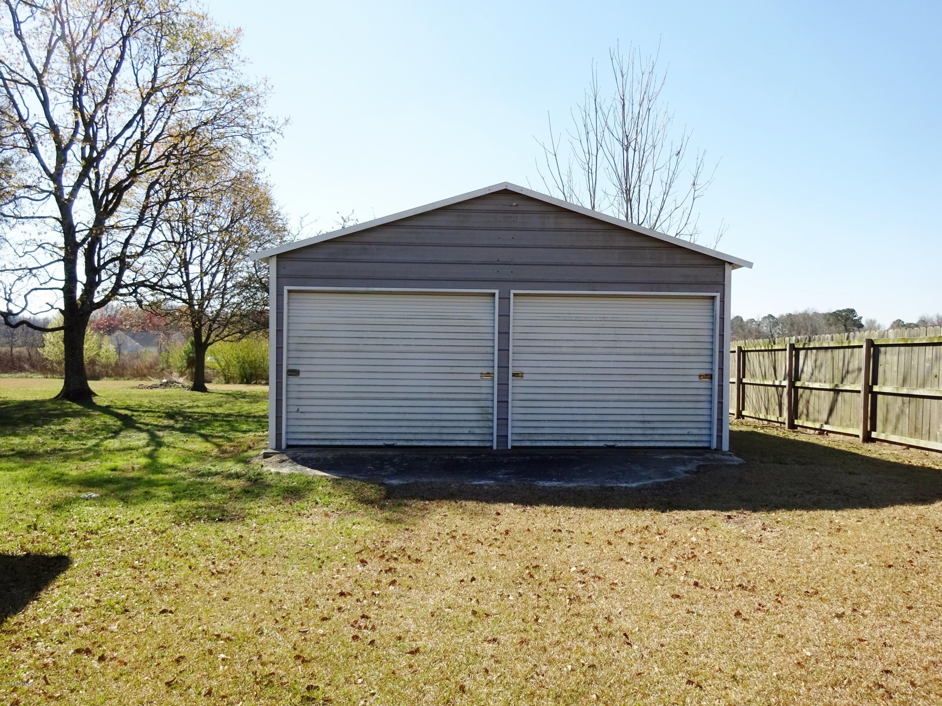 407 Haw Branch Road Richlands, NC 28574 - Photo 39 of 48 DSC06422