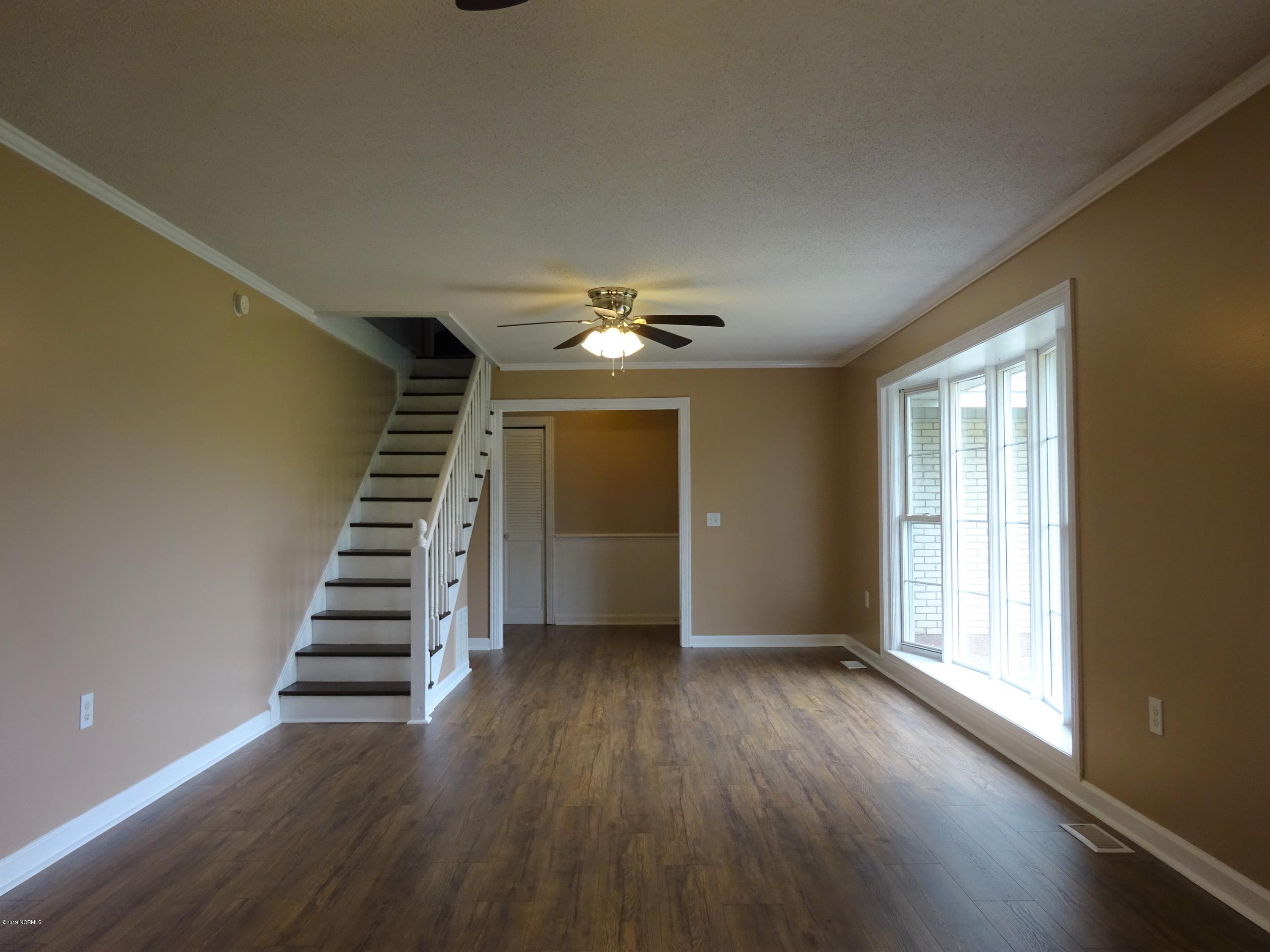 407 Haw Branch Road Richlands, NC 28574 - Photo 7 of 48 DSC08598