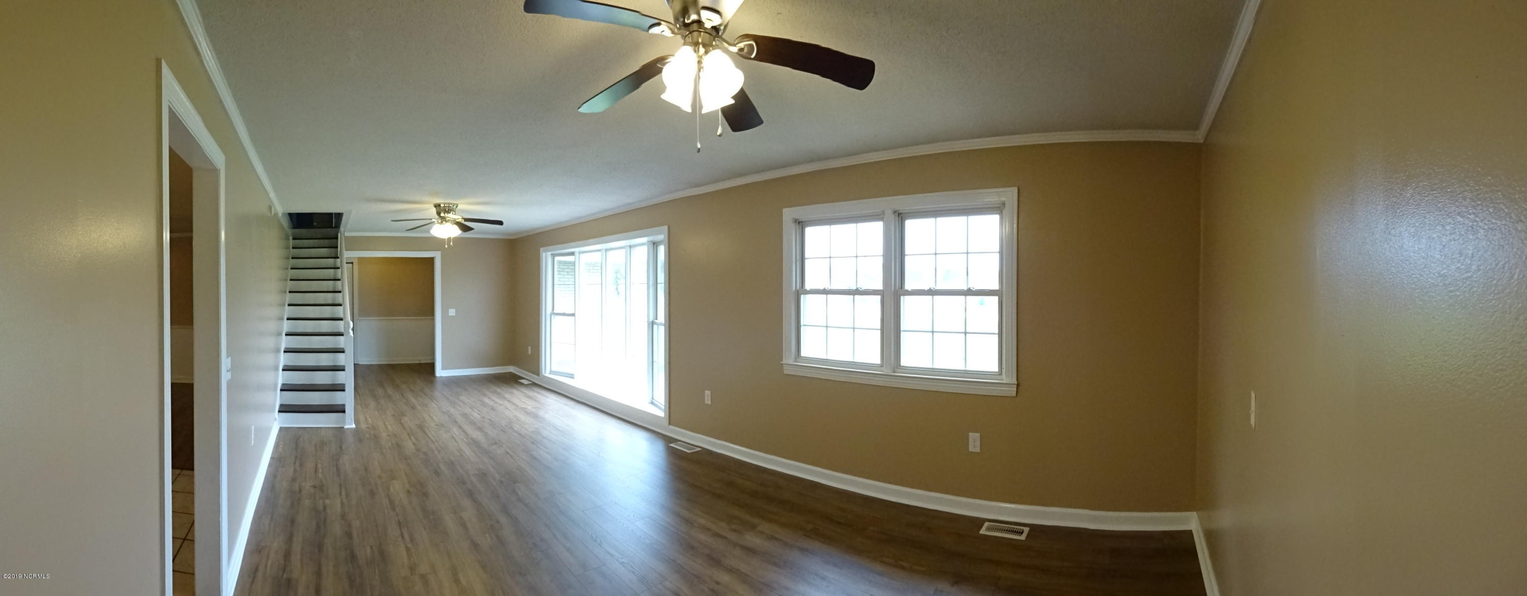 407 Haw Branch Road Richlands, NC 28574 - Photo 8 of 48 DSC08601