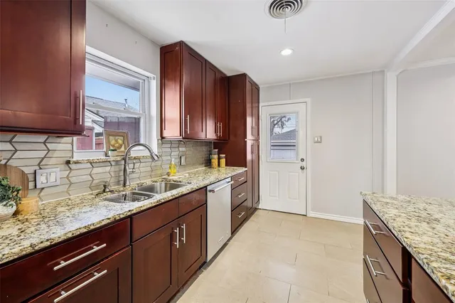 $575,000 | 9632 Lanward Drive, Dallas, TX 75238