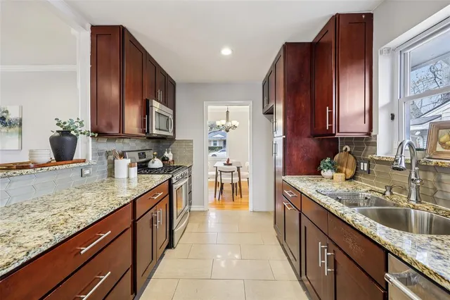 $575,000 | 9632 Lanward Drive, Dallas, TX 75238