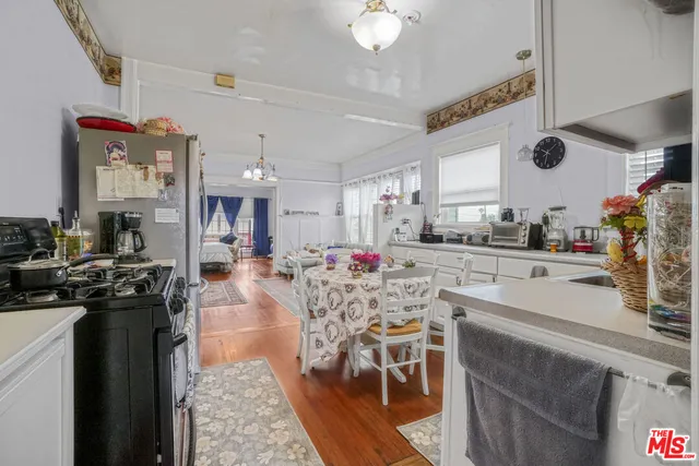 $1,225,000 | 573 West 13th Street, San Pedro, CA 90731