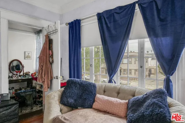 $1,225,000 | 573 West 13th Street, San Pedro, CA 90731