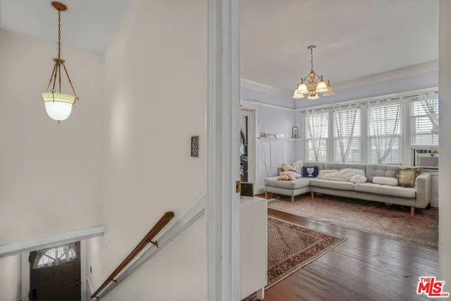 $1,225,000 | 573 West 13th Street, San Pedro, CA 90731